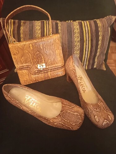 17659969379039015854144566746955