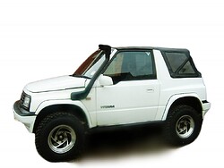 snorkel-suzuki-vitara-lewa-strona-z-napisem-vitara